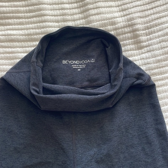 Beyond yoga spacedye keep pace biker short- 7inch - Picture 3 of 3